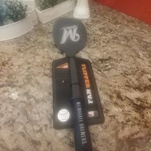 MILWAUKEE BREWERS FLIPPER FAN NEW